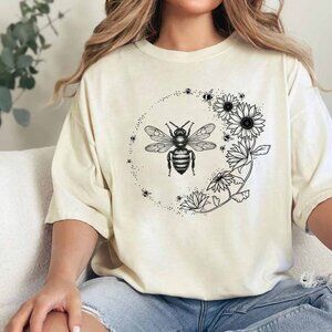 Sunflower and Bee T-Shirt, Bee Shirt, Bee Tshirt, Save The Bees Shirt